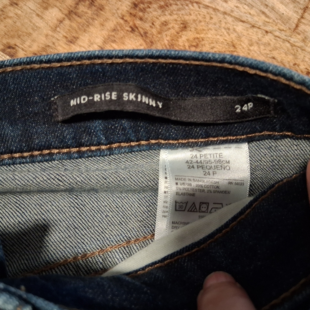 EUC Banana Republic Midrise Skinny Jeans - Picture 6 of 11